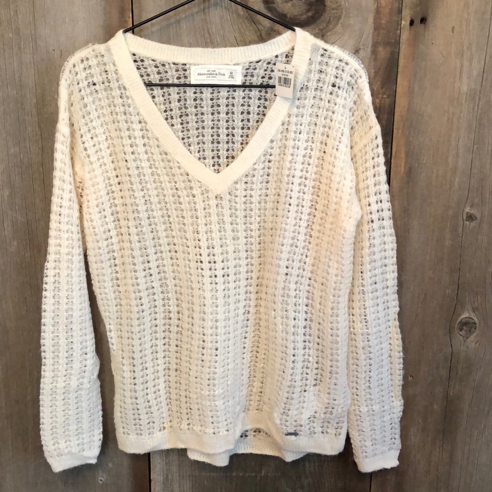 Abercrombie & Fitch Wool Open Weave V-neck Sweater in Ivory Cream Size Medium